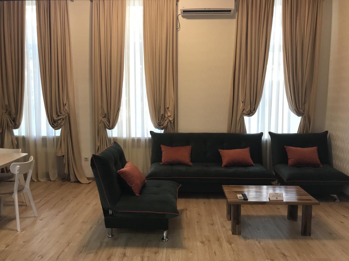 Full Comfort Apartment On Aghmashenebeli Tbilisi Kamer foto